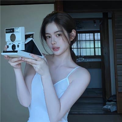 中间的房子